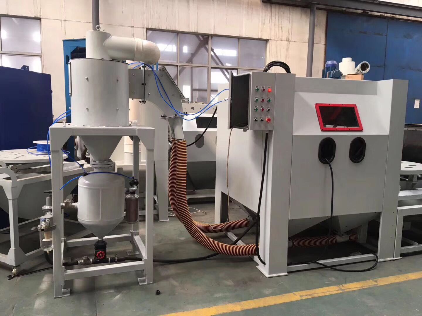 （標(biāo)準(zhǔn)型）分體壓送式手動(dòng)噴砂機(jī)