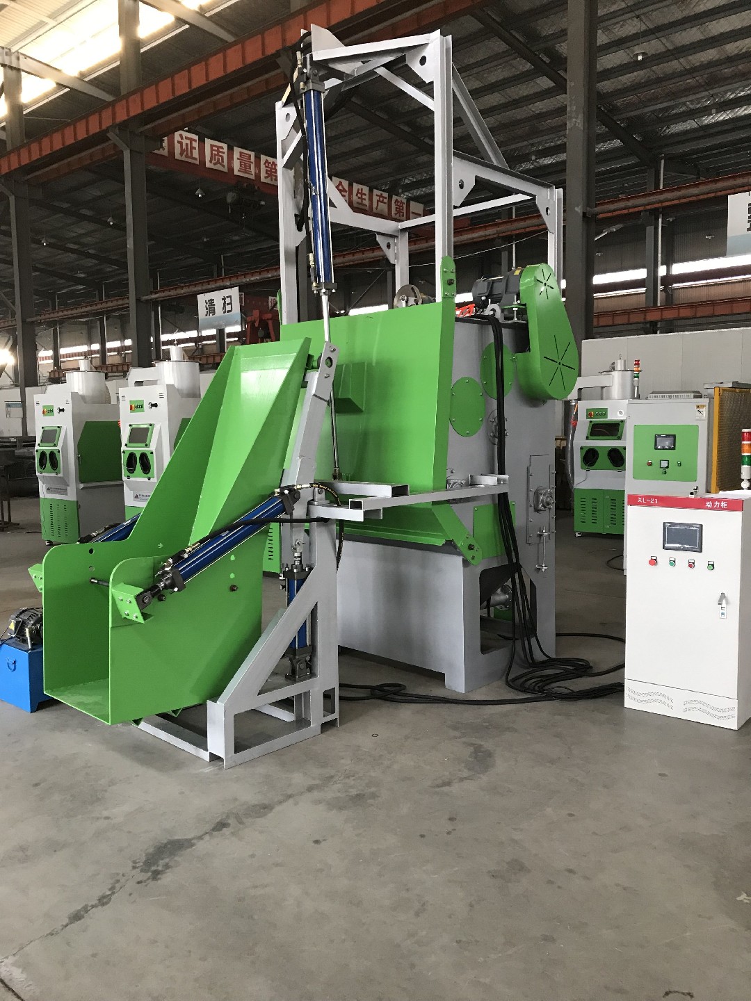 自動上下料自動噴砂機，履帶液體自動噴砂機，智能自動噴砂機設(shè)備