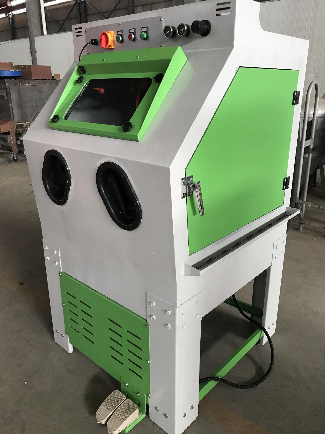 （標(biāo)準(zhǔn)型）手動(dòng)液體噴砂機(jī)，水噴砂機(jī)，液體噴沙機(jī)